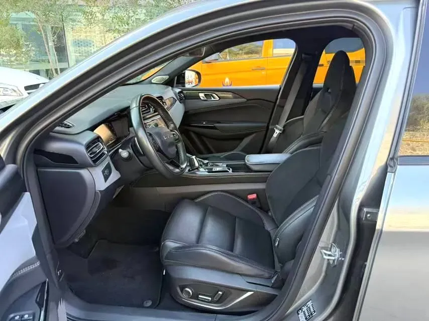 2023 LYNK&CO 03 2.0T 254HP L4 7DCT,autocango,china used car exporter,china ev exporter,chinese used car exporter,chinese used ev exporter