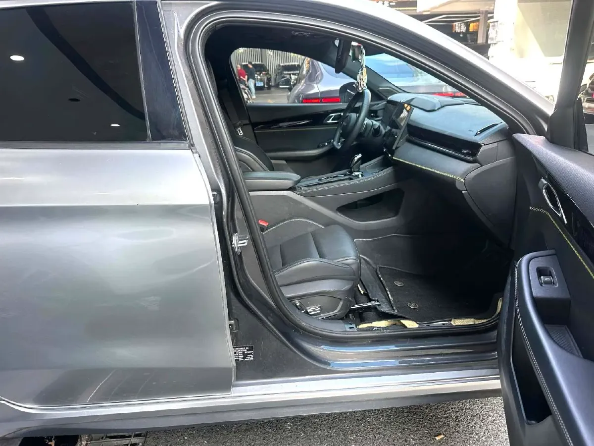 2023 LYNK&CO 03 2.0T 254HP L4 7DCT,autocango,china used car exporter,china ev exporter,chinese used car exporter,chinese used ev exporter