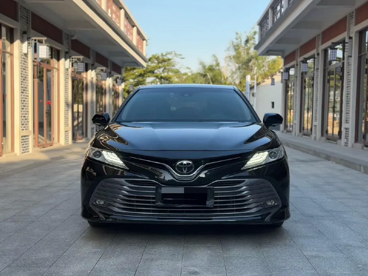 2019 Toyota Camry 2.5L 209HP L4 8AT,autocango,china used car exporter,china ev exporter,chinese used car exporter,chinese used ev exporter