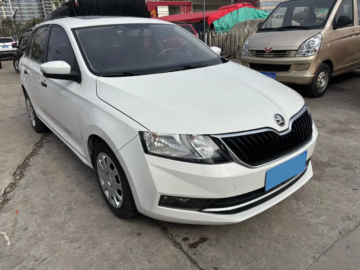 2019 Skoda Rapid Spaceback 1.5L 110HP L4 6AT,autocango,china used car exporter,china ev exporter,chinese used car exporter,chinese used ev exporter