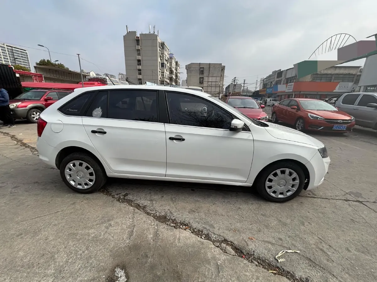 2019 Skoda Rapid Spaceback 1.5L 110HP L4 6AT,autocango,china used car exporter,china ev exporter,chinese used car exporter,chinese used ev exporter