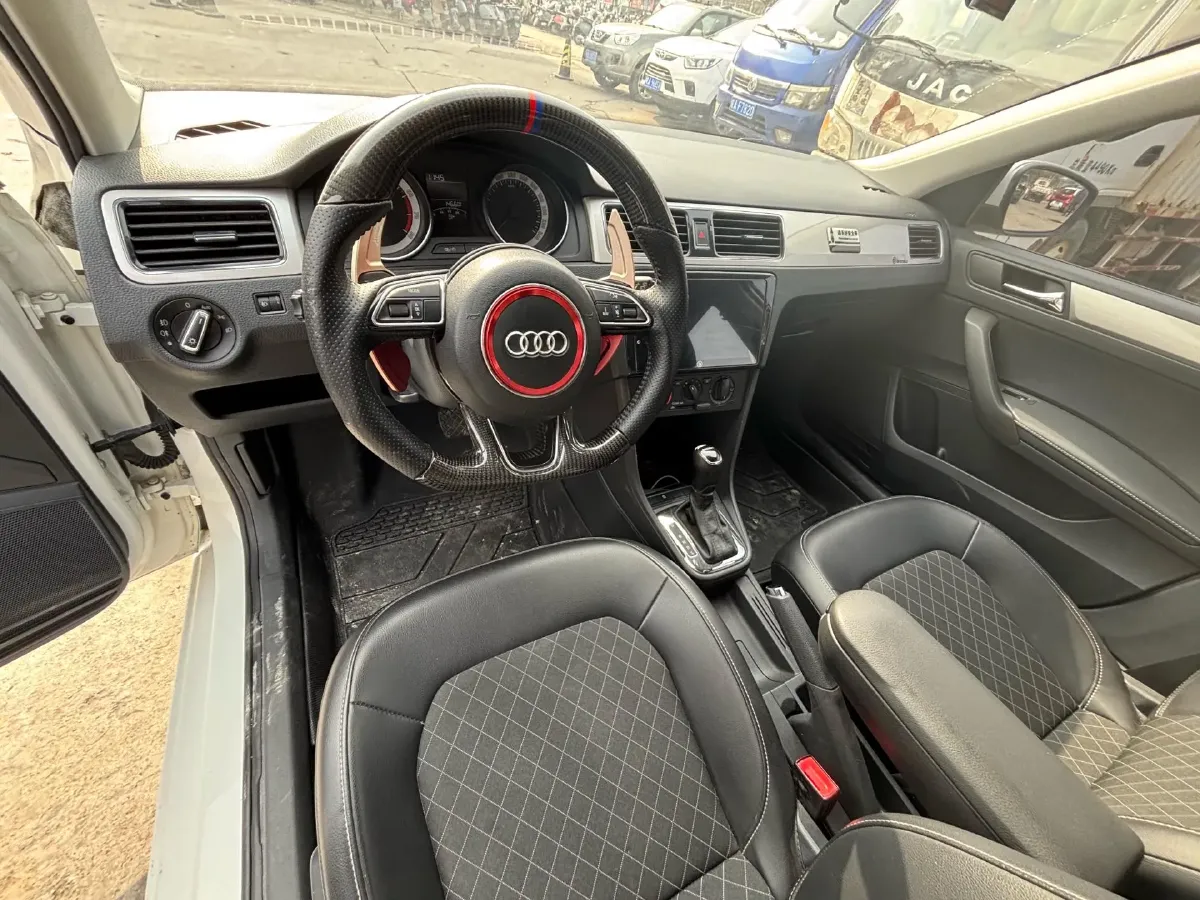 2019 Skoda Rapid Spaceback 1.5L 110HP L4 6AT,autocango,china used car exporter,china ev exporter,chinese used car exporter,chinese used ev exporter