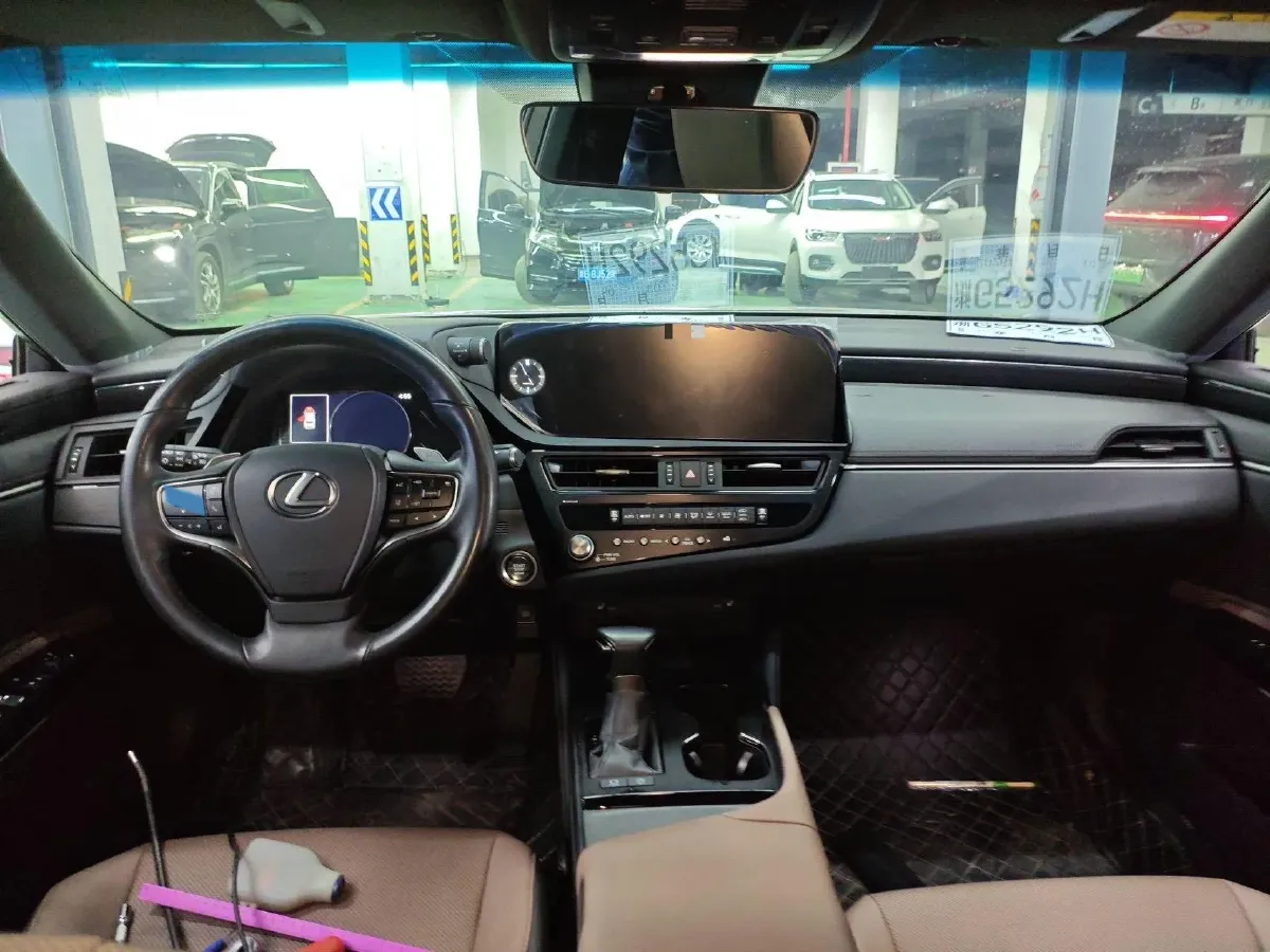 2023 Lexus ES 2.0L 173HP L4 CVT,autocango,china used car exporter,china ev exporter,chinese used car exporter,chinese used ev exporter