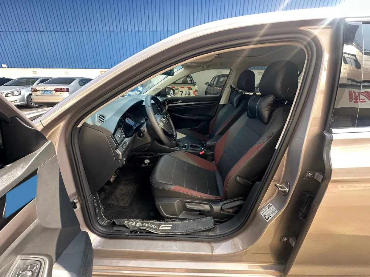 2020 Volkswagen Bora 1.5L 113HP L4 6AT,autocango,china used car exporter,china ev exporter,chinese used car exporter,chinese used ev exporter