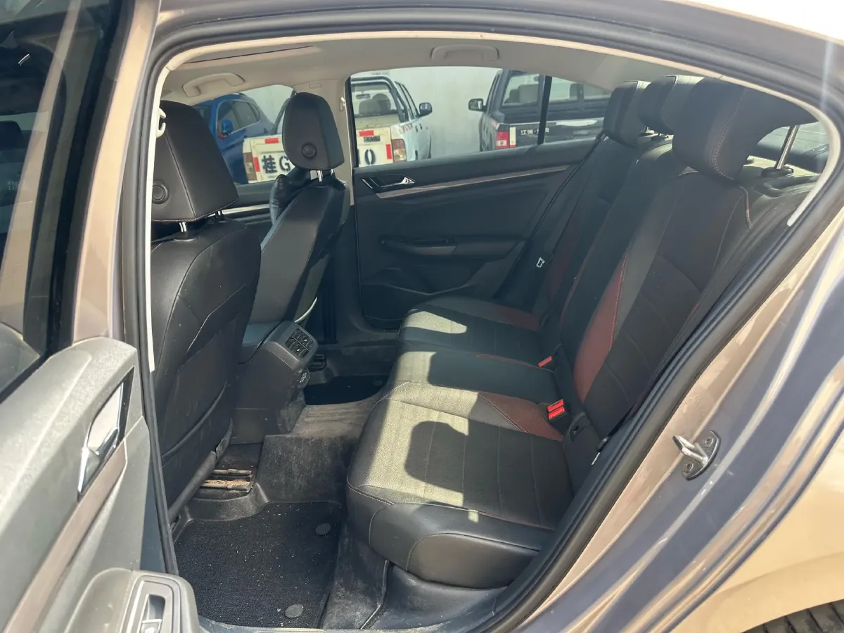 2020 Volkswagen Bora 1.5L 113HP L4 6AT,autocango,china used car exporter,china ev exporter,chinese used car exporter,chinese used ev exporter