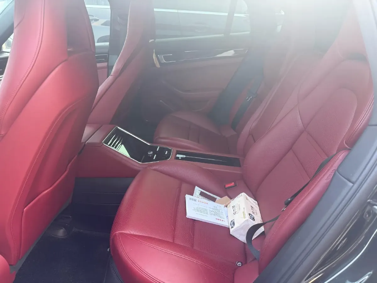 2019 Porsche Panamera 2.9T 330HP V6 8DCT,autocango,china used car exporter,china ev exporter,chinese used car exporter,chinese used ev exporter