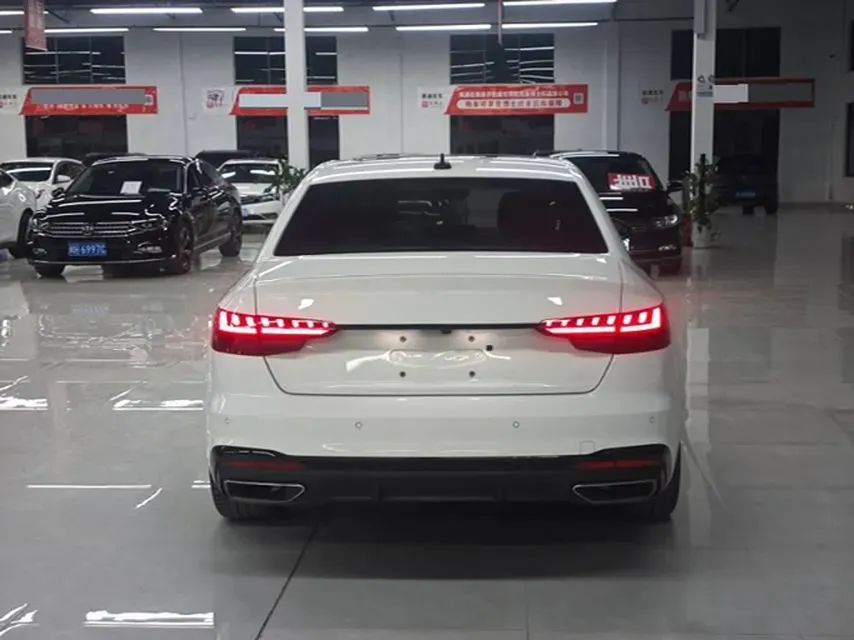 2023 Audi A4L 2.0T 190HP L4 7DCT,autocango,china used car exporter,china ev exporter,chinese used car exporter,chinese used ev exporter