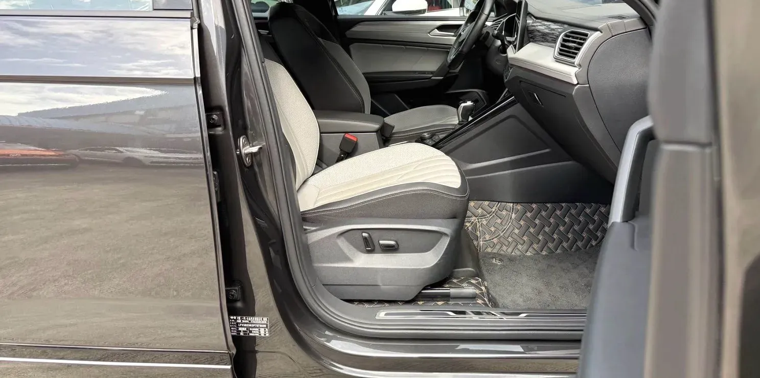 2024 Volkswagen Tayron 2.0T 220HP L4 7DCT,autocango,china used car exporter,china ev exporter,chinese used car exporter,chinese used ev exporter