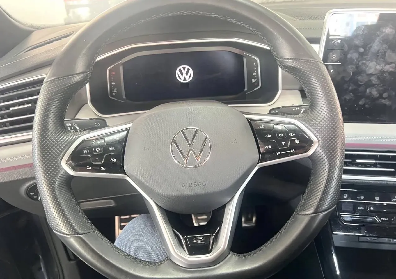 2024 Volkswagen Tayron 2.0T 220HP L4 7DCT,autocango,china used car exporter,china ev exporter,chinese used car exporter,chinese used ev exporter