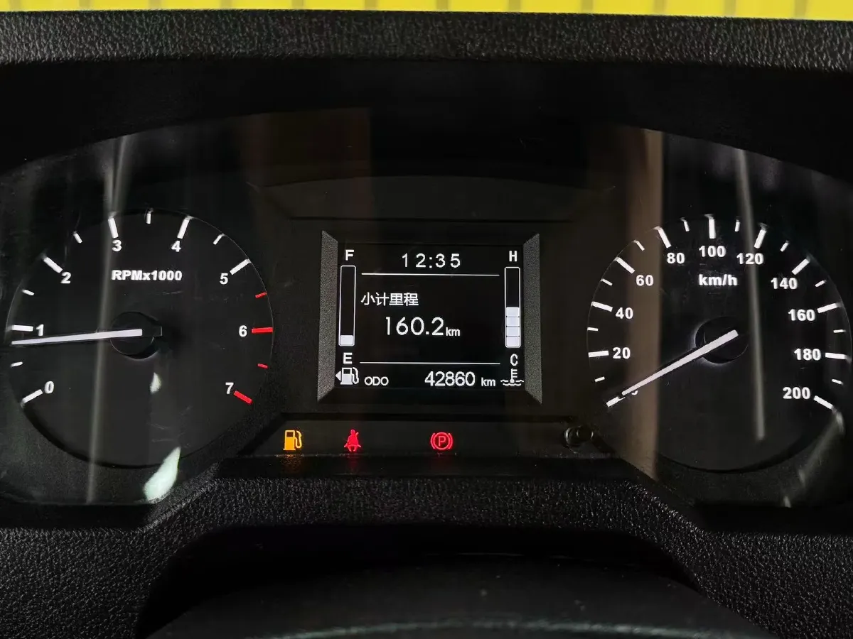 2020 BAW 212 2.4T 211HP L4 6MT,autocango,china used car exporter,china ev exporter,chinese used car exporter,chinese used ev exporter