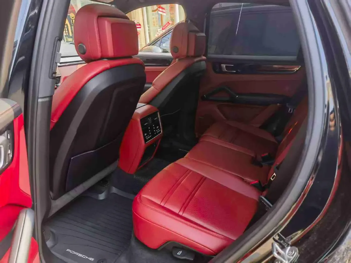 2022 Porsche Cayenne 3.0T 340HP V6 8AT,autocango,china used car exporter,china ev exporter,chinese used car exporter,chinese used ev exporter
