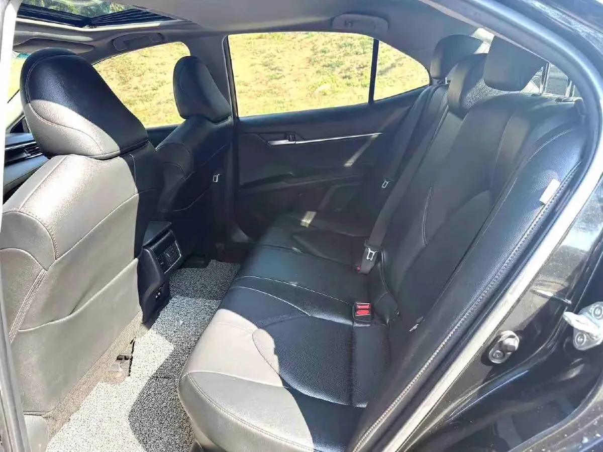 2021 Toyota Camry 2.5L 178HP L4 E-CVT Hybrid,autocango,china used car exporter,china ev exporter,chinese used car exporter,chinese used ev exporter