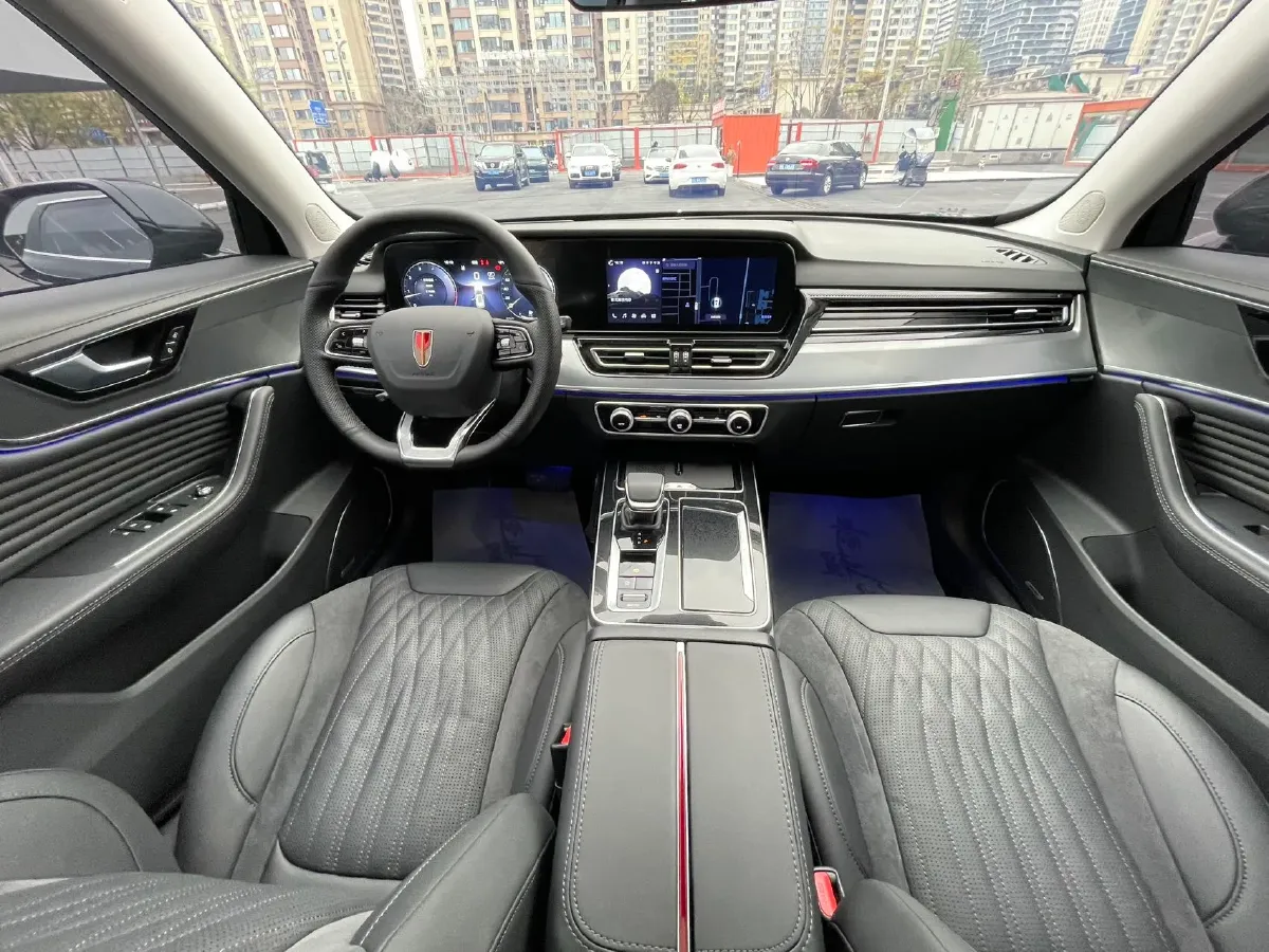 2023 HongQi HS5 2.0T 252HP L4 8AT,autocango,china used car exporter,china ev exporter,chinese used car exporter,chinese used ev exporter