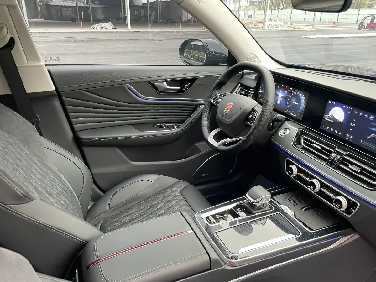 2023 HongQi HS5 2.0T 252HP L4 8AT,autocango,china used car exporter,china ev exporter,chinese used car exporter,chinese used ev exporter