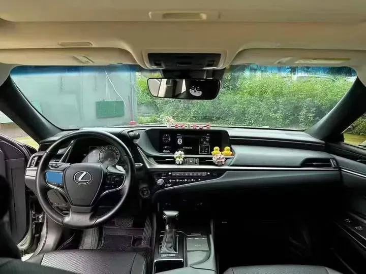 2021 Lexus ES 2.5L 178HP L4 E-CVT Hybrid,autocango,china used car exporter,china ev exporter,chinese used car exporter,chinese used ev exporter