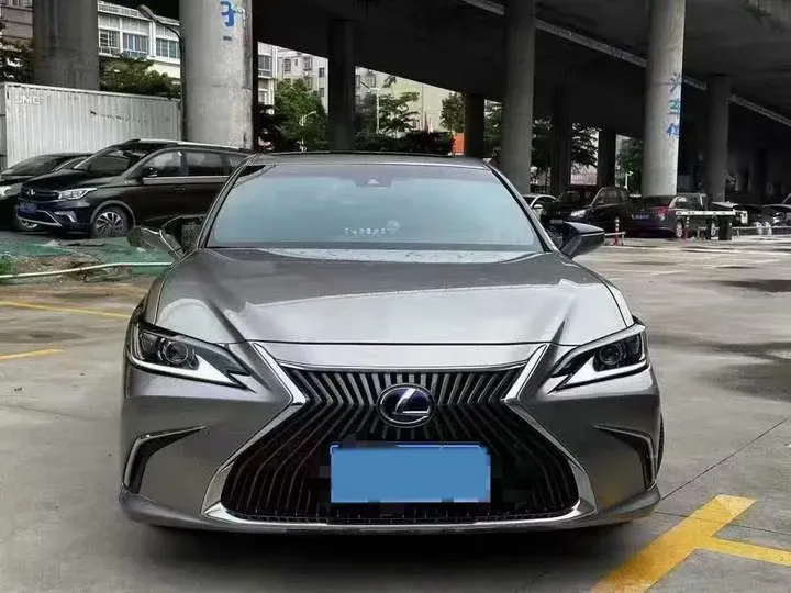 2021 Lexus ES 2.5L 178HP L4 E-CVT Hybrid,autocango,china used car exporter,china ev exporter,chinese used car exporter,chinese used ev exporter