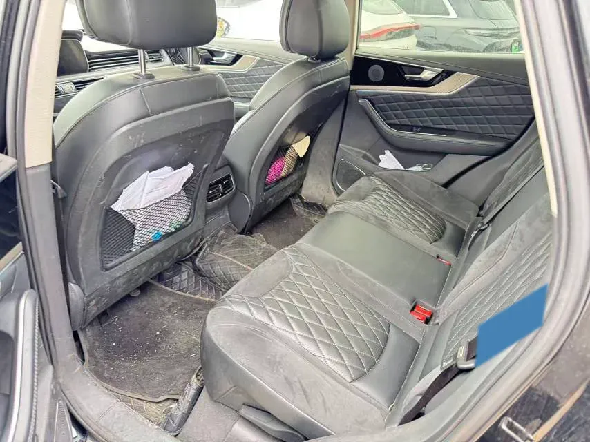 2019 HongQi HS5 2.0T 224HP L4 6AT,autocango,china used car exporter,china ev exporter,chinese used car exporter,chinese used ev exporter