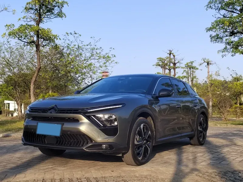 2022 Citroen C5 X 1.6T 175HP L4 8AT,autocango,china used car exporter,china ev exporter,chinese used car exporter,chinese used ev exporter