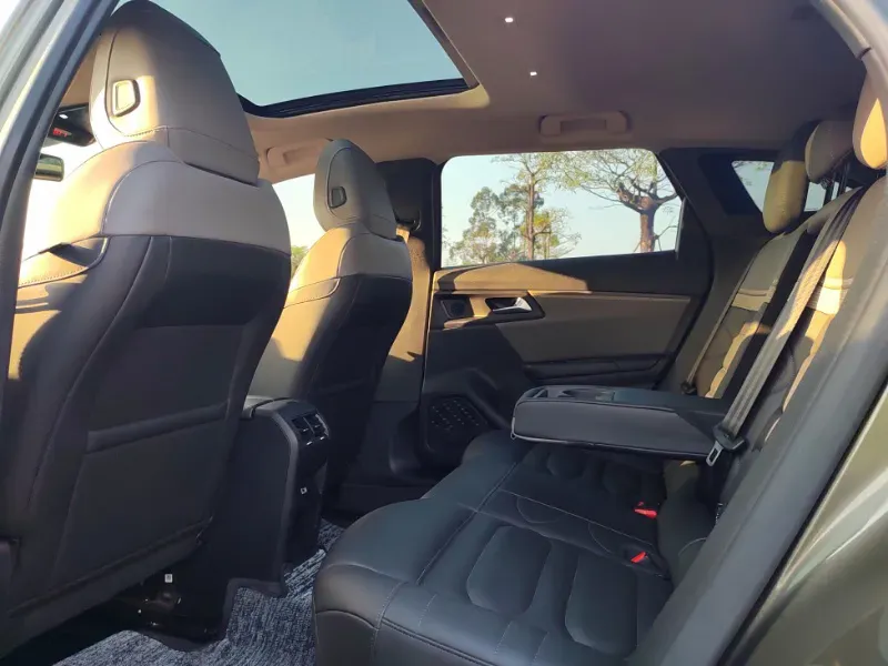 2022 Citroen C5 X 1.6T 175HP L4 8AT,autocango,china used car exporter,china ev exporter,chinese used car exporter,chinese used ev exporter