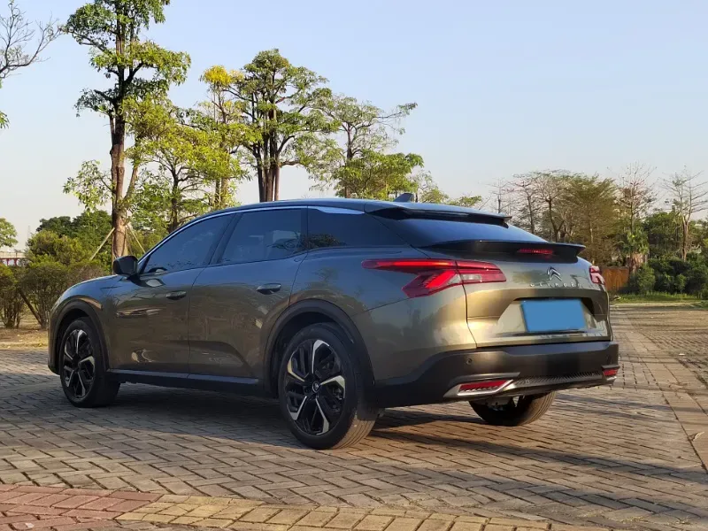 2022 Citroen C5 X 1.6T 175HP L4 8AT,autocango,china used car exporter,china ev exporter,chinese used car exporter,chinese used ev exporter