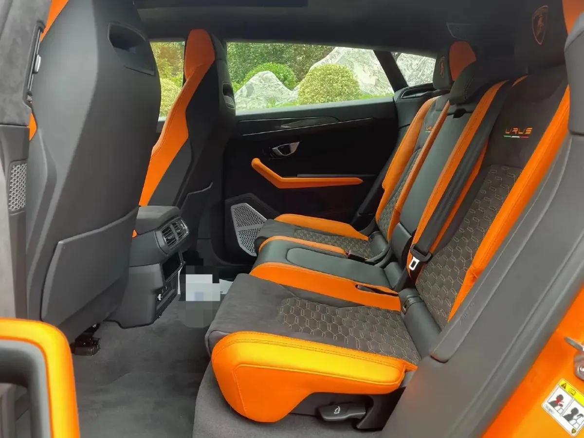 2021 Lamborghini Urus 4.0T 641HP V8 8AT,autocango,china used car exporter,china ev exporter,chinese used car exporter,chinese used ev exporter