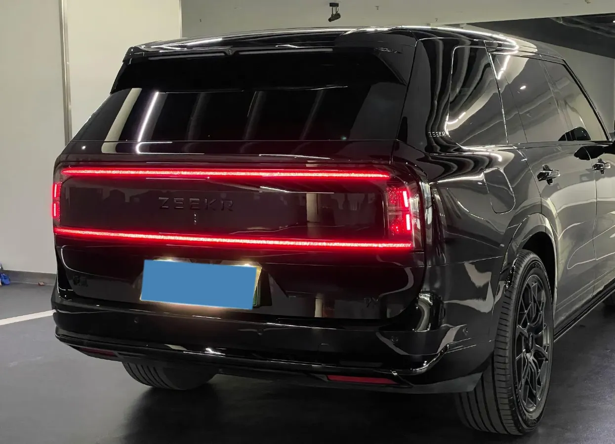 2025 Zeekr 9X 2.0T 279HP L4 1DHT PHEV,autocango,china used car exporter,china ev exporter,chinese used car exporter,chinese used ev exporter