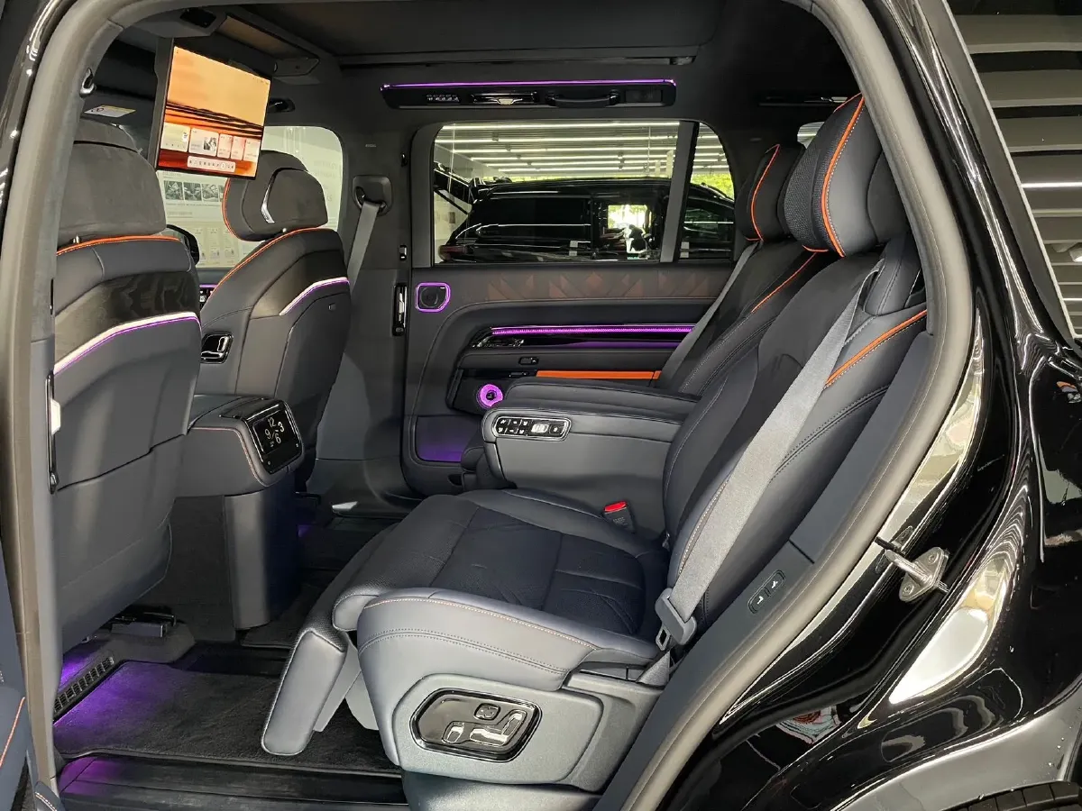 2025 Zeekr 9X 2.0T 279HP L4 1DHT PHEV,autocango,china used car exporter,china ev exporter,chinese used car exporter,chinese used ev exporter