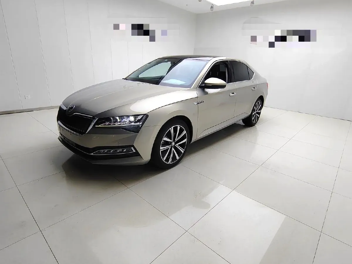2022 Skoda Superb 2.0T 186HP L4 7DCT,autocango,china used car exporter,china ev exporter,chinese used car exporter,chinese used ev exporter