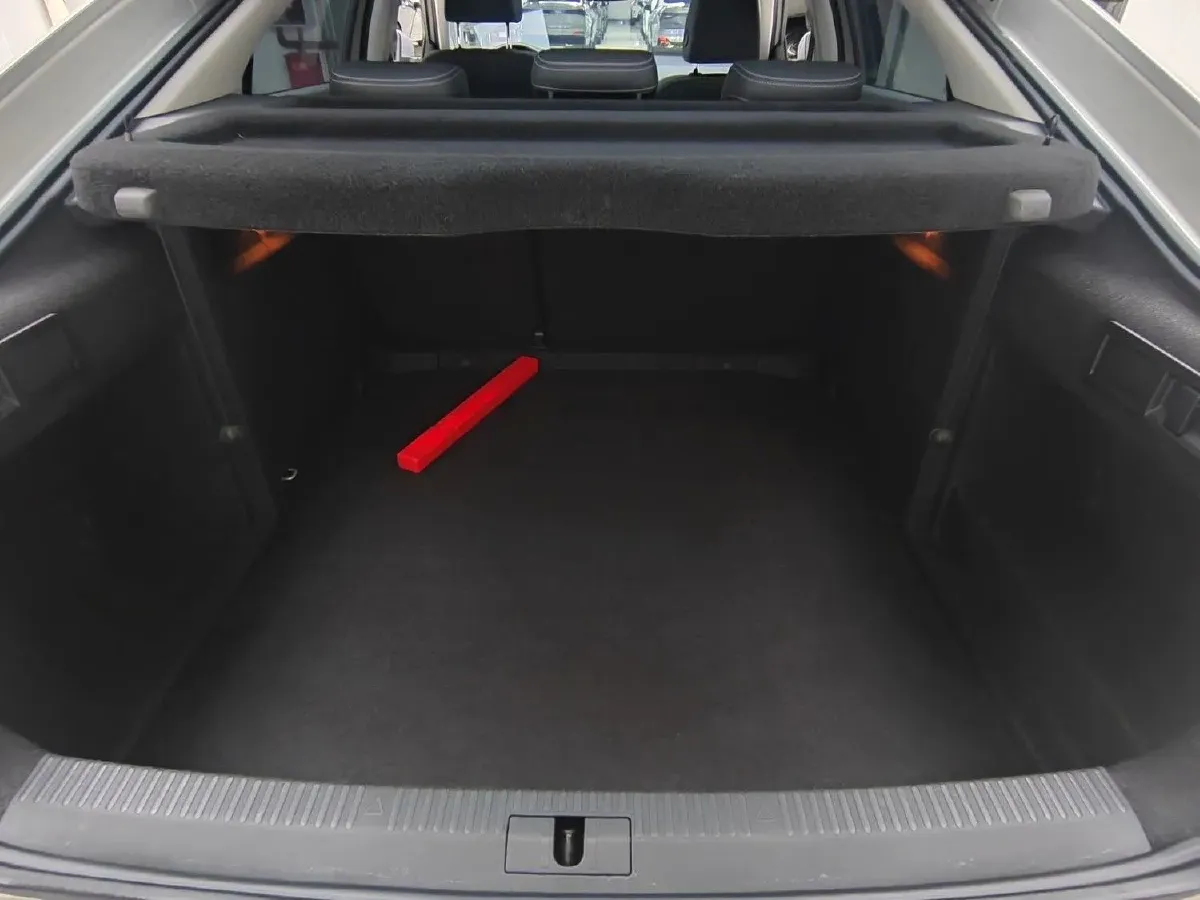 2022 Skoda Superb 2.0T 186HP L4 7DCT,autocango,china used car exporter,china ev exporter,chinese used car exporter,chinese used ev exporter