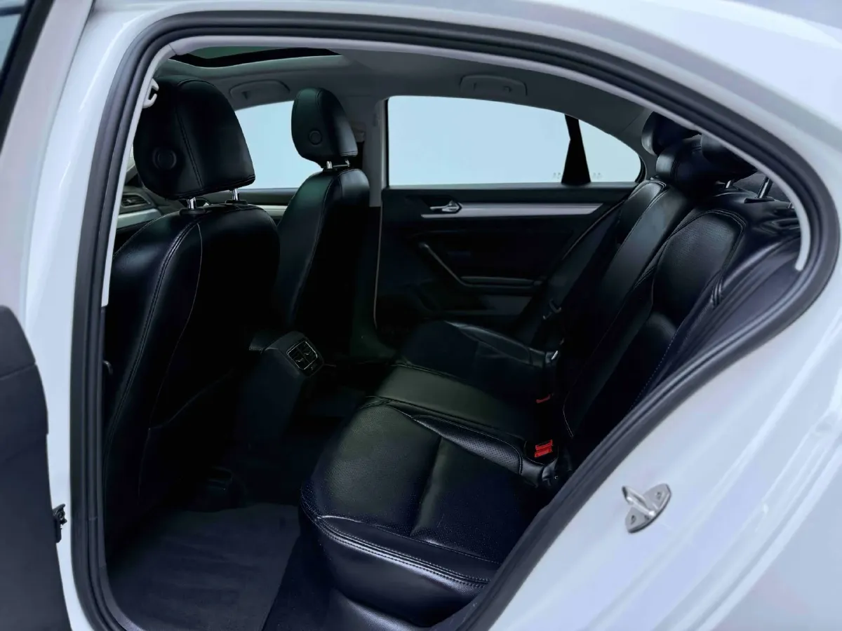 2018 Volkswagen Lamando 1.4T 131HP L4 7DCT,autocango,china used car exporter,china ev exporter,chinese used car exporter,chinese used ev exporter