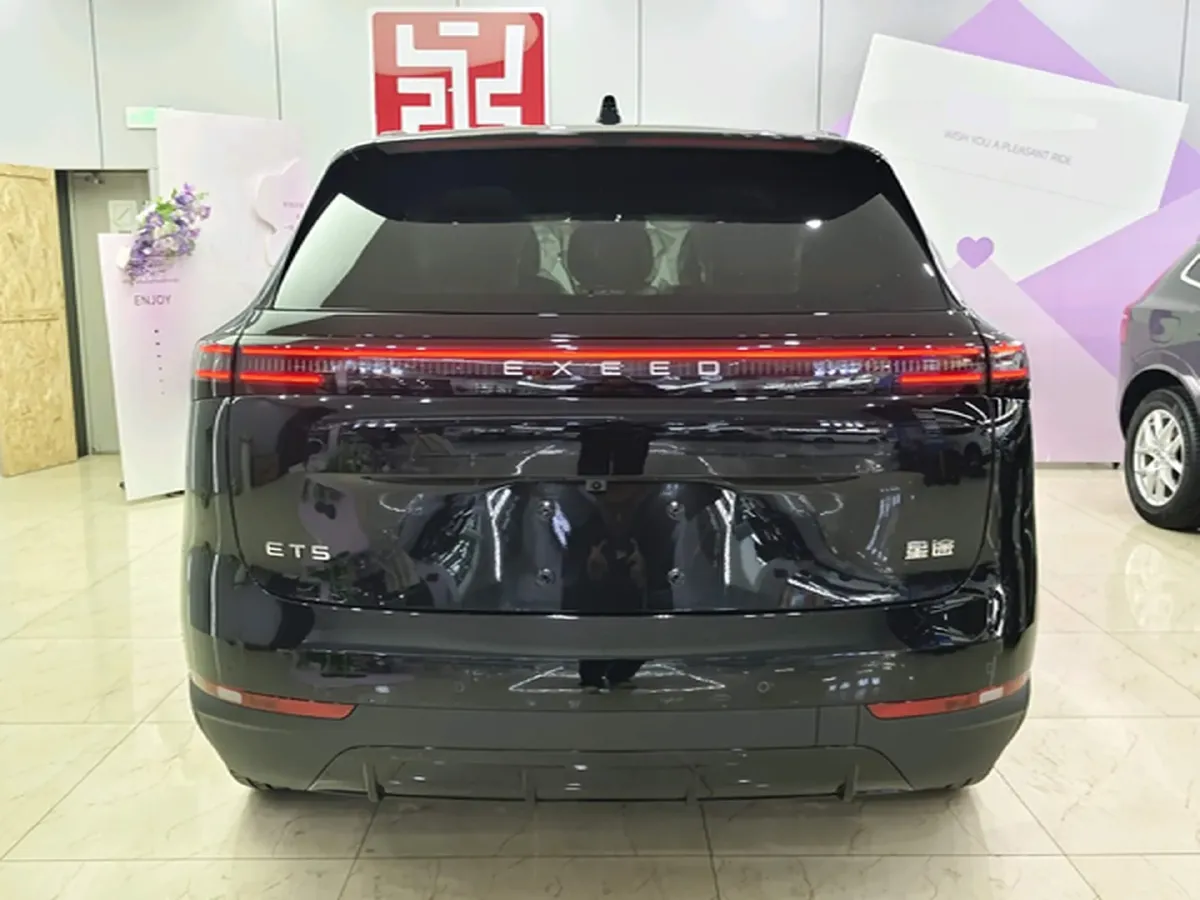 2026 Exceed ET5 REEV 156HP REEV,autocango,china used car exporter,china ev exporter,chinese used car exporter,chinese used ev exporter