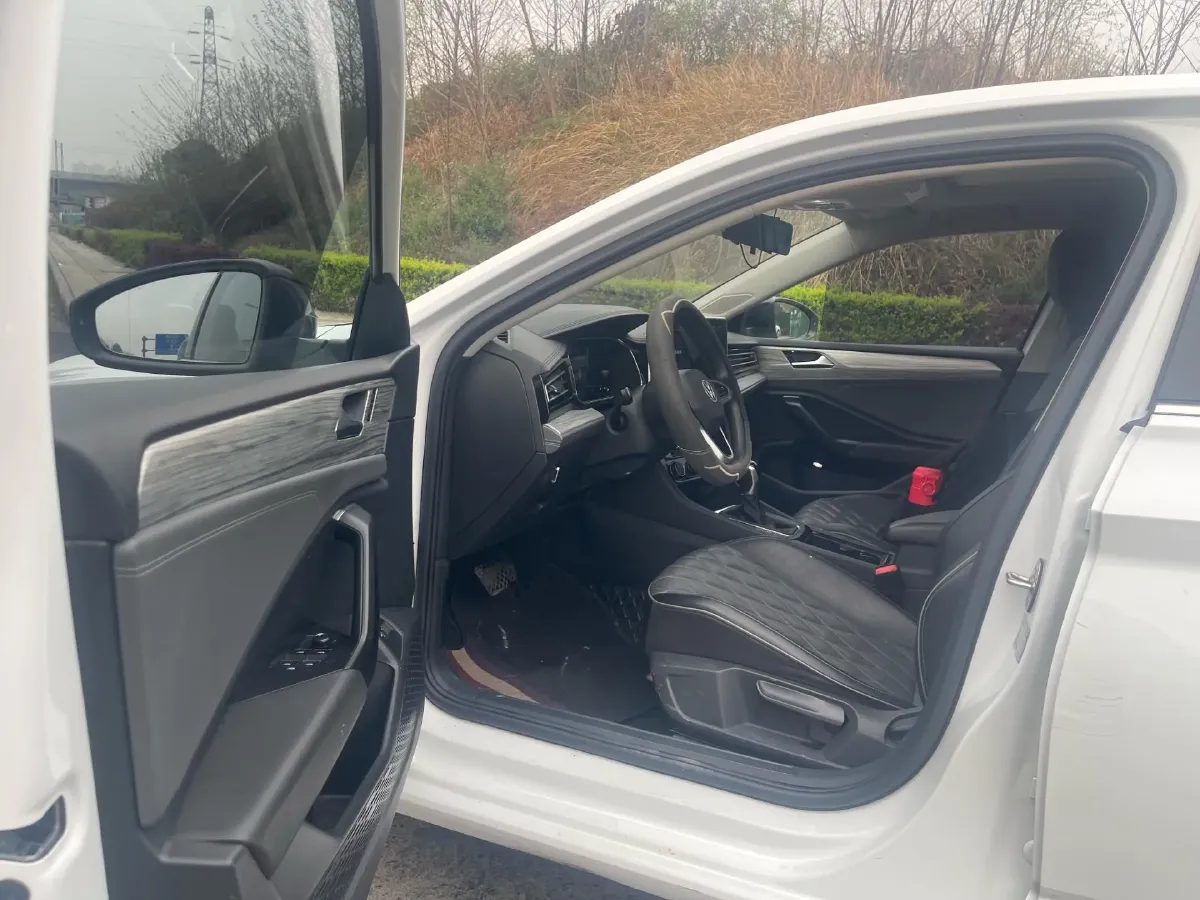 2023 Volkswagen Sagitar 1.5T 160HP L4 7DCT,autocango,china used car exporter,china ev exporter,chinese used car exporter,chinese used ev exporter