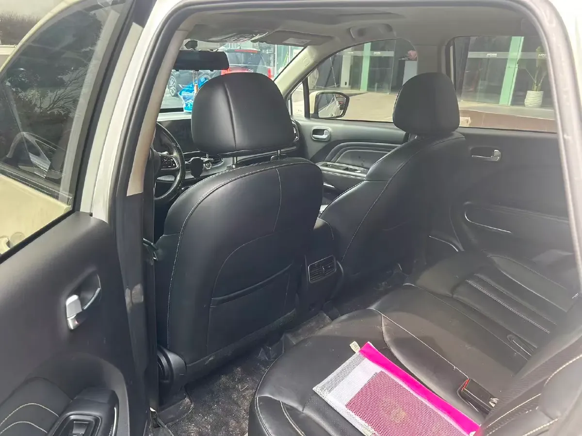 2022 GAC Trumpchi GS3 1.5T 169HP L4 6AT,autocango,china used car exporter,china ev exporter,chinese used car exporter,chinese used ev exporter