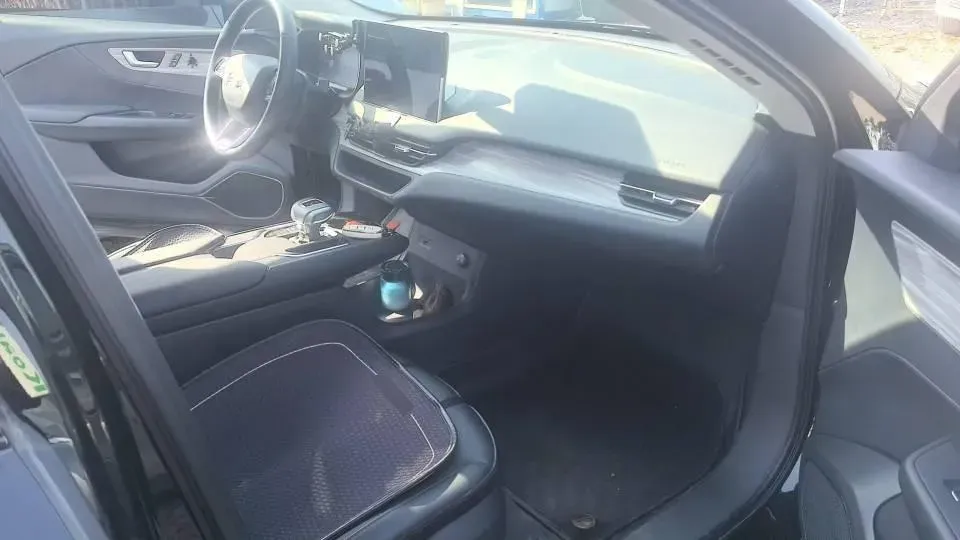 2023 HongQi E-QM5 BEV 54KWH,autocango,china used car exporter,china ev exporter,chinese used car exporter,chinese used ev exporter