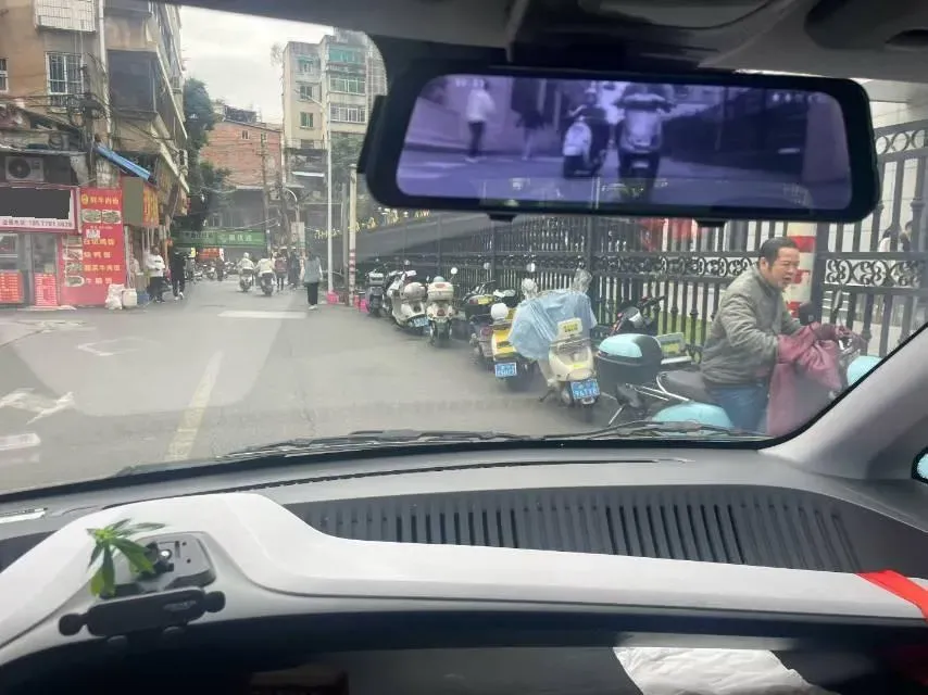 2020 BaoJun E200 BEV 28KWH,autocango,china used car exporter,china ev exporter,chinese used car exporter,chinese used ev exporter