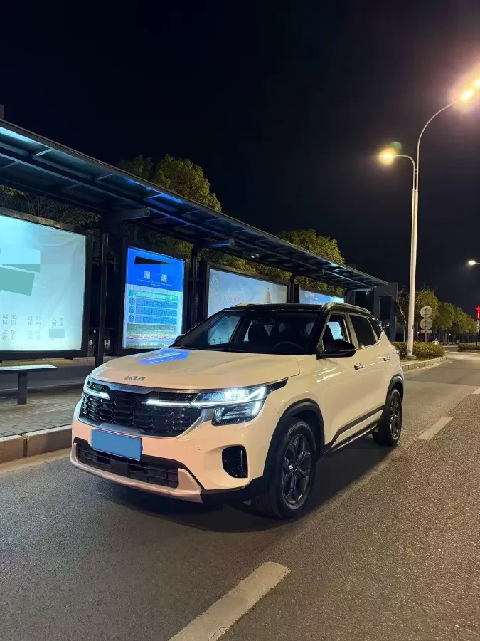 2023 Kia Seltos 1.5L 115HP L4 CVT,autocango,china used car exporter,china ev exporter,chinese used car exporter,chinese used ev exporter