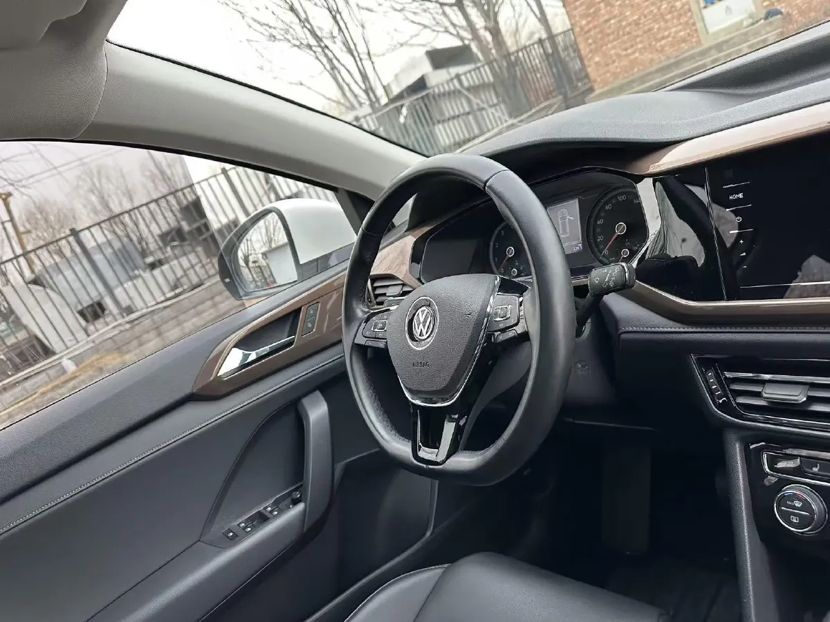 2020 Volkswagen Tharu 1.4T 150HP L4 7DCT,autocango,china used car exporter,china ev exporter,chinese used car exporter,chinese used ev exporter