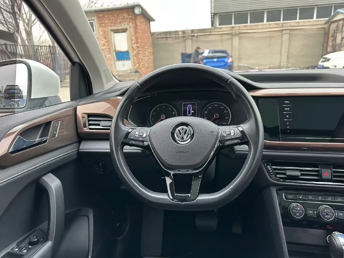 2020 Volkswagen Tharu 1.4T 150HP L4 7DCT,autocango,china used car exporter,china ev exporter,chinese used car exporter,chinese used ev exporter