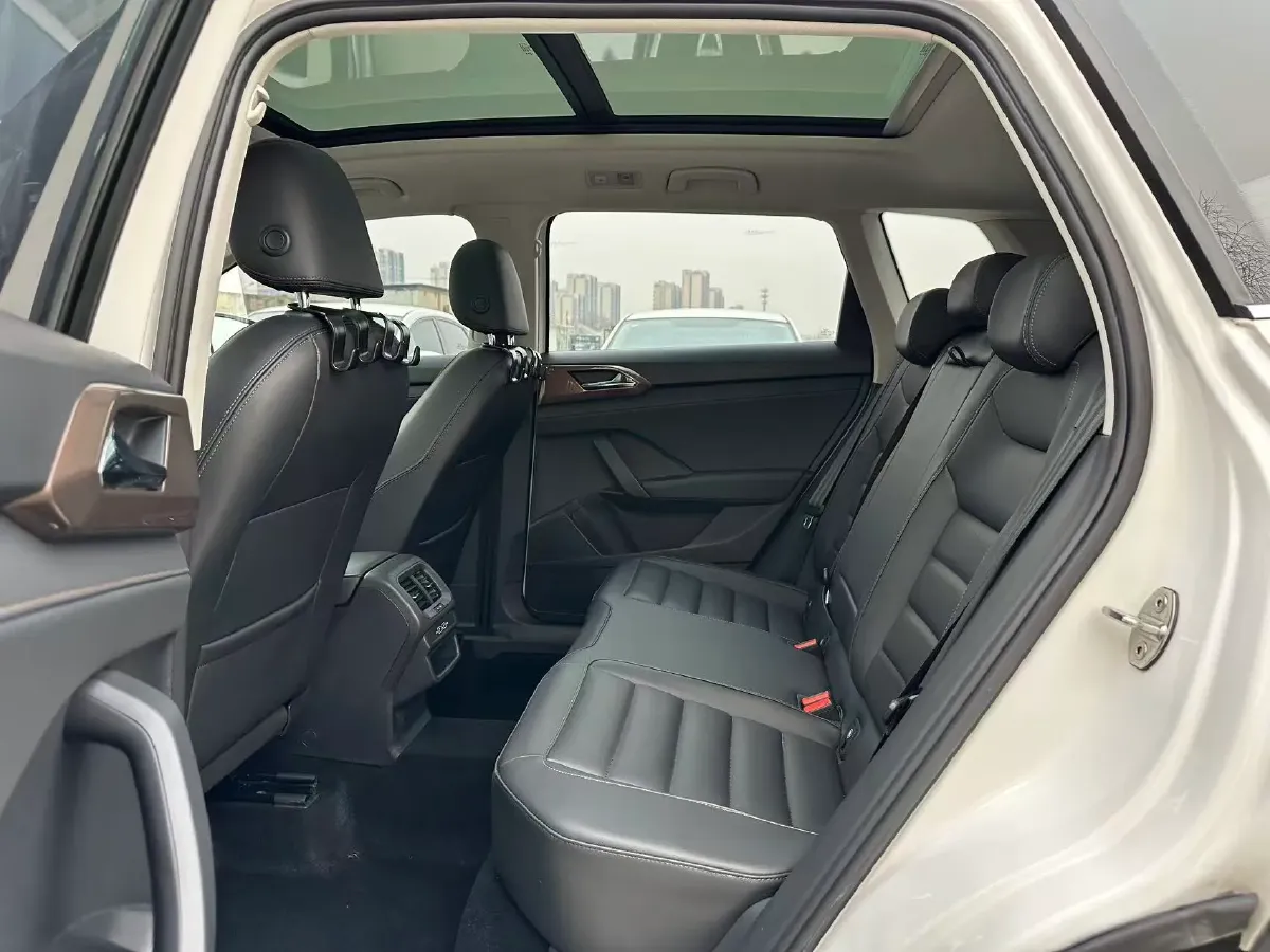 2020 Volkswagen Tharu 1.4T 150HP L4 7DCT,autocango,china used car exporter,china ev exporter,chinese used car exporter,chinese used ev exporter