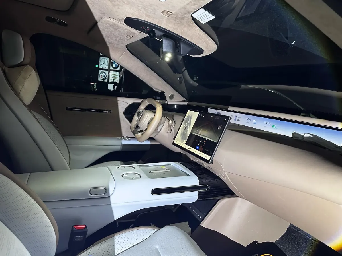 2024 Avatr 07 BEV 82.16KWH,autocango,china used car exporter,china ev exporter,chinese used car exporter,chinese used ev exporter