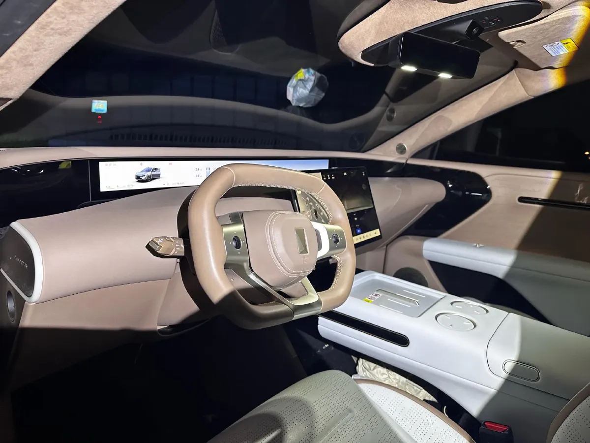 2024 Avatr 07 BEV 82.16KWH,autocango,china used car exporter,china ev exporter,chinese used car exporter,chinese used ev exporter