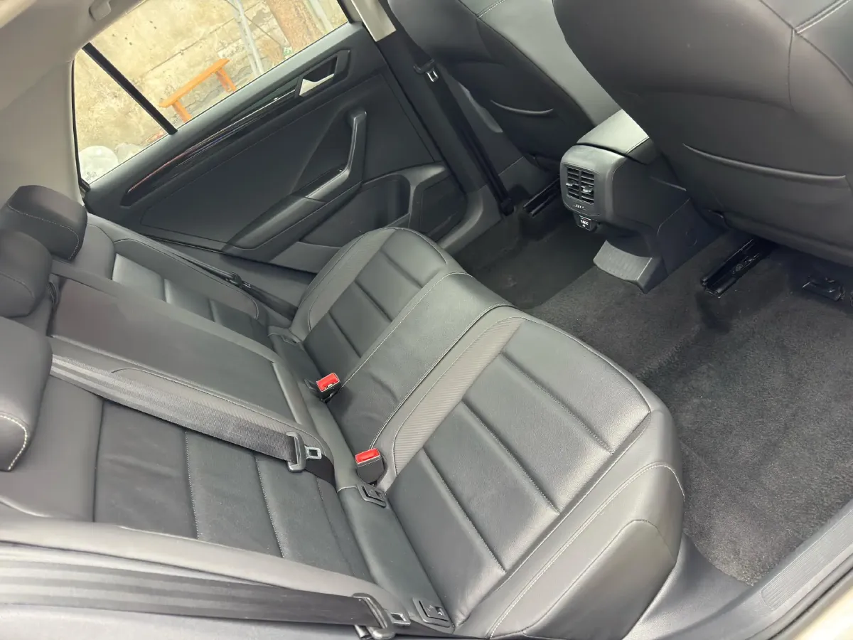 2019 Volkswagen T-Roc 1.4T 150HP L4 7DCT,autocango,china used car exporter,china ev exporter,chinese used car exporter,chinese used ev exporter