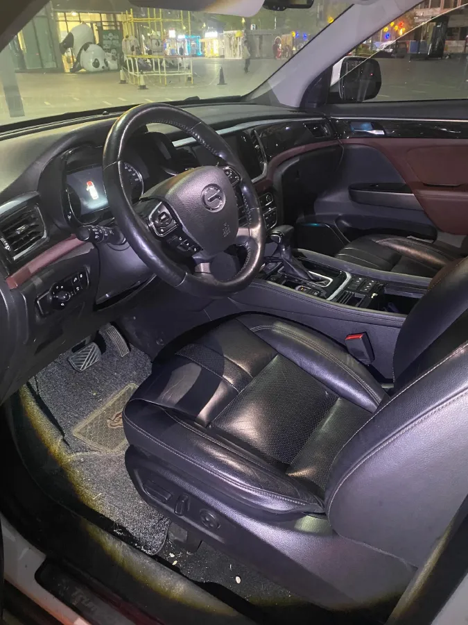 2017 GAC Trumpchi GS8 2.0T 201HP L4 6AT,autocango,china used car exporter,china ev exporter,chinese used car exporter,chinese used ev exporter