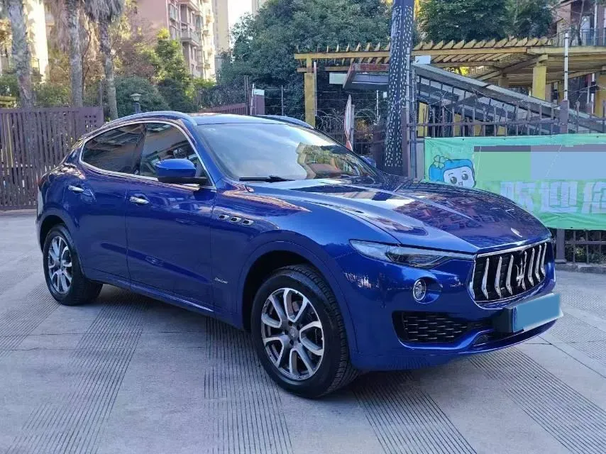 2018 Maserati Levante 3.0T 350HP V6 8AT,autocango,china used car exporter,china ev exporter,chinese used car exporter,chinese used ev exporter