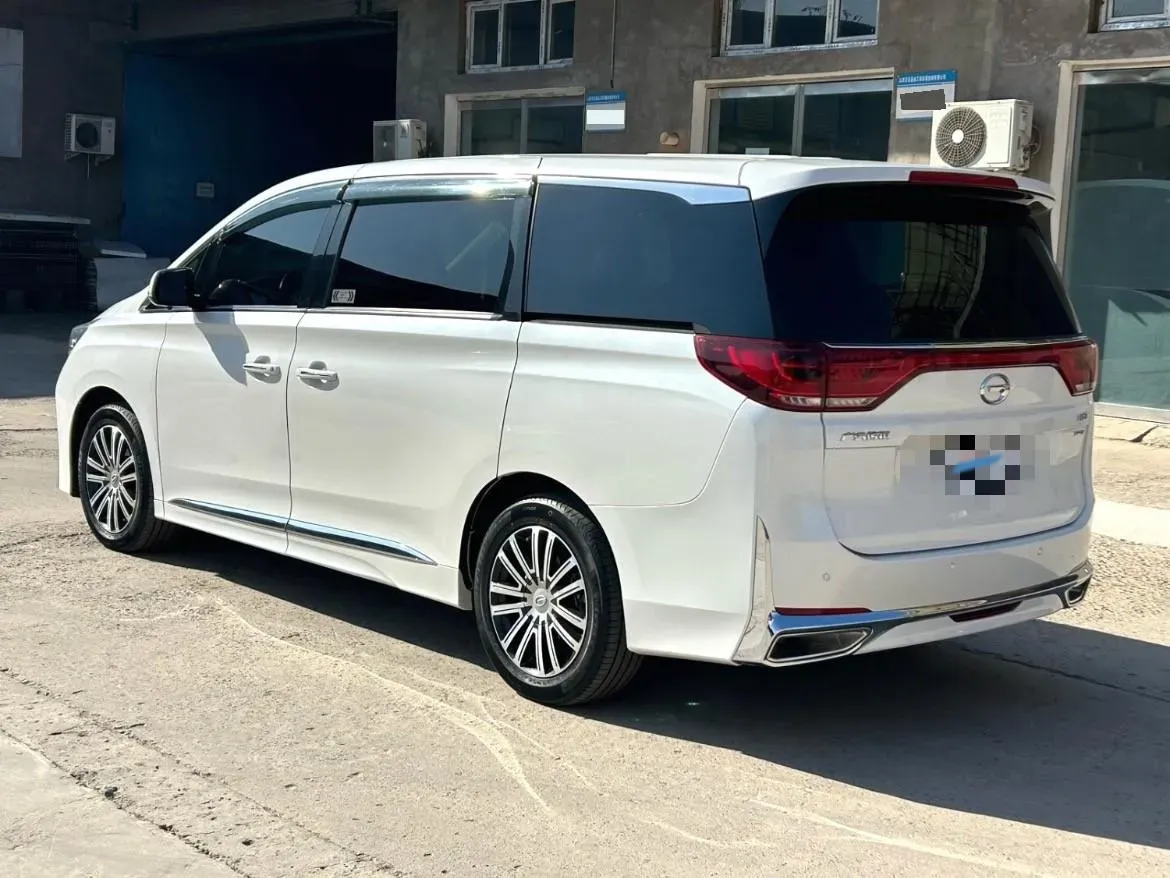 2021 GAC Trumpchi M8 2.0T 252HP L4 8AT,autocango,china used car exporter,china ev exporter,chinese used car exporter,chinese used ev exporter