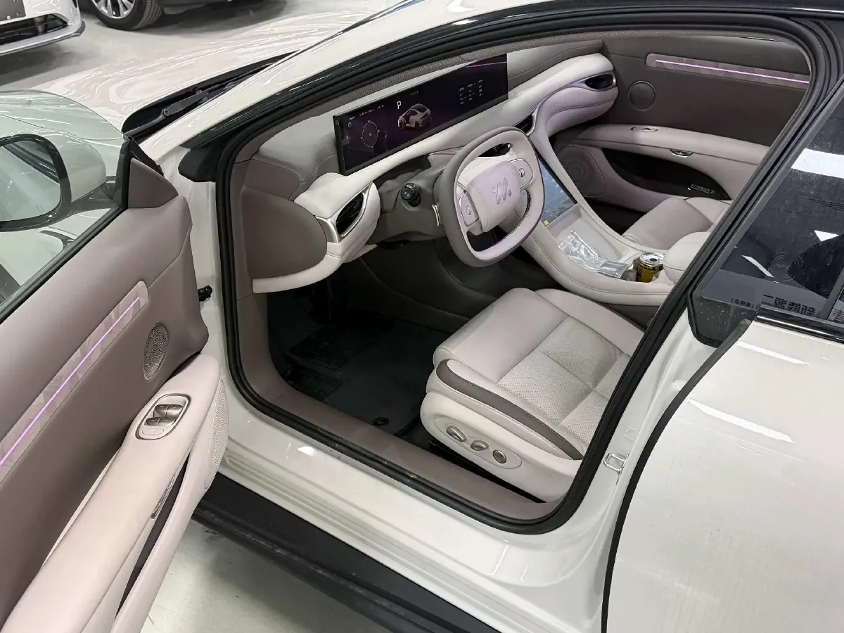 2025 IM L6 BEV,autocango,china used car exporter,china ev exporter,chinese used car exporter,chinese used ev exporter