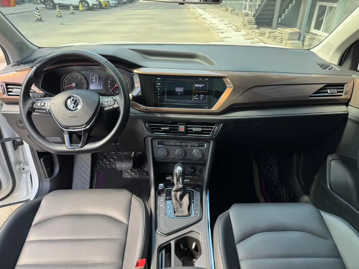 2021 Volkswagen Tharu 1.4T 150HP L4 7DCT,autocango,china used car exporter,china ev exporter,chinese used car exporter,chinese used ev exporter