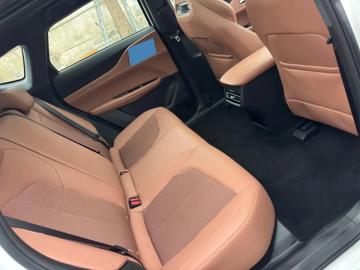 2025 ChangAn UNI-Z 1.5T 188HP L4 7DCT,autocango,china used car exporter,china ev exporter,chinese used car exporter,chinese used ev exporter