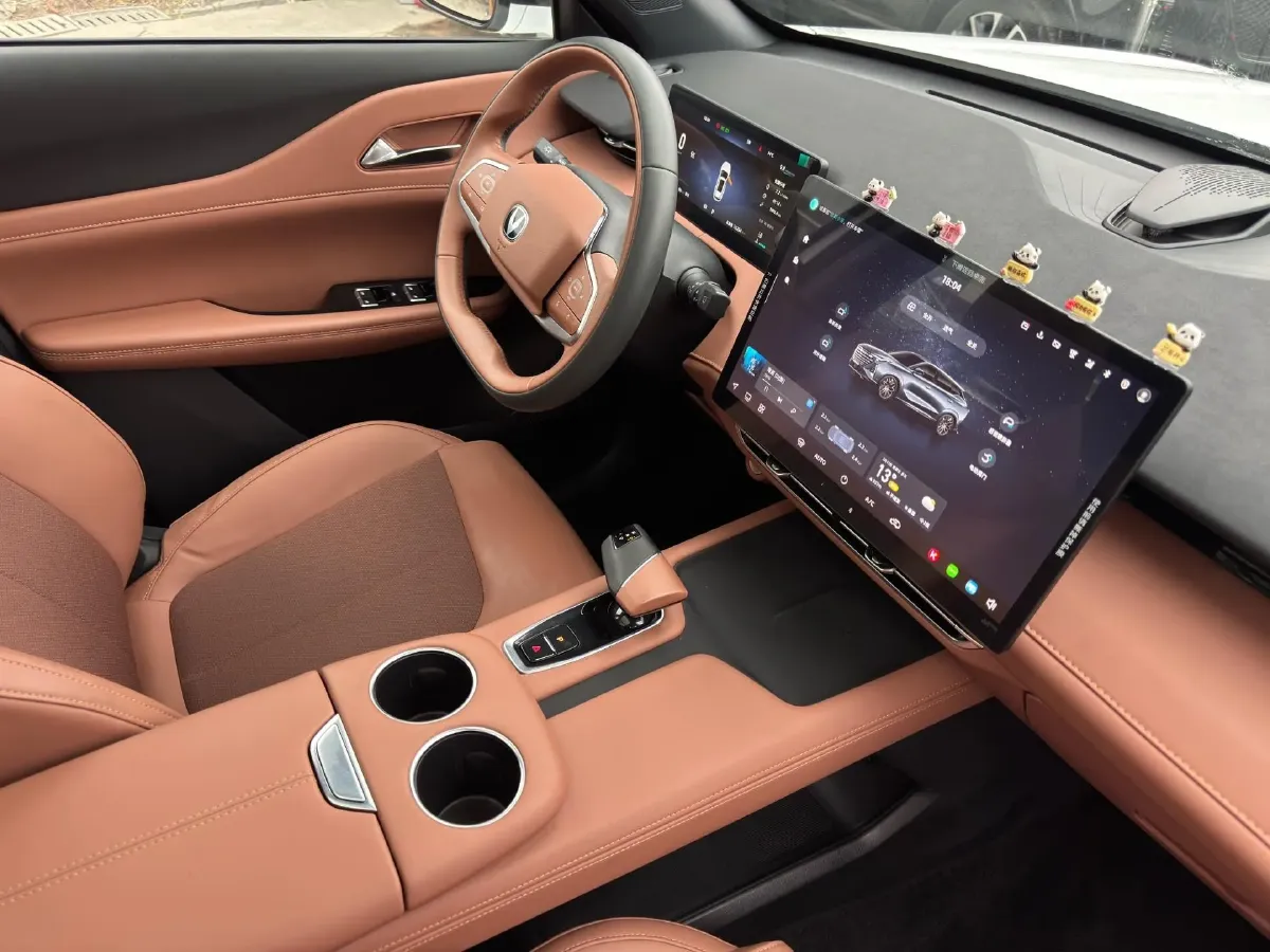 2025 ChangAn UNI-Z 1.5T 188HP L4 7DCT,autocango,china used car exporter,china ev exporter,chinese used car exporter,chinese used ev exporter