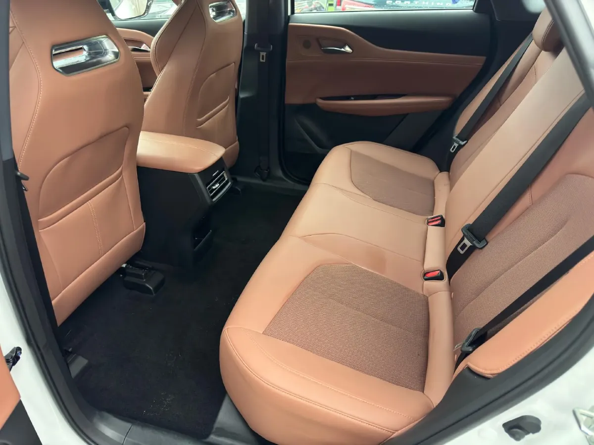 2025 ChangAn UNI-Z 1.5T 188HP L4 7DCT,autocango,china used car exporter,china ev exporter,chinese used car exporter,chinese used ev exporter